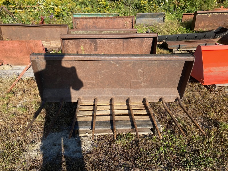 Attachments  HLA Frey Manure Fork - 6FT Photo